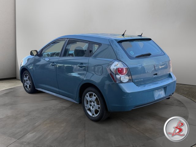 Used 2009 Pontiac Vibe w/ Preferred Package FWD image 5