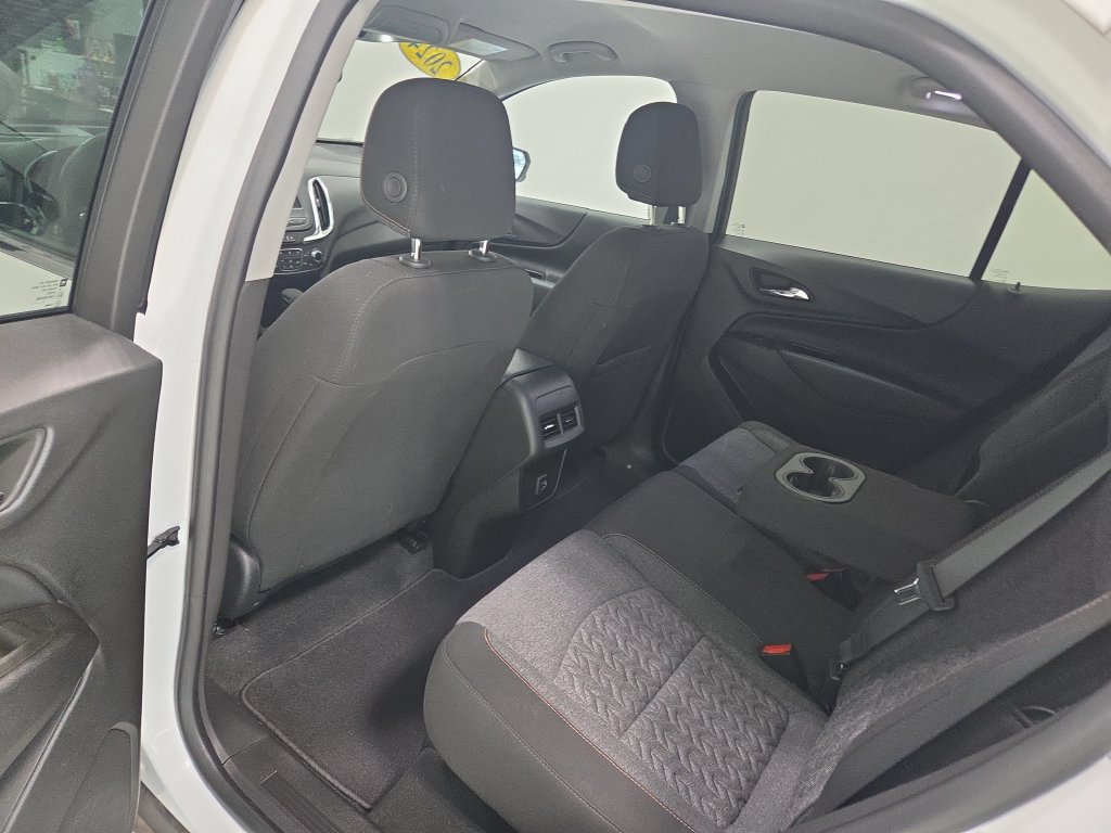 Used 2024 Chevrolet Equinox LT AWD/4WD image 20
