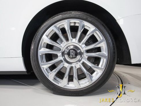 Used 2020 Rolls-Royce Dawn RWD image 61