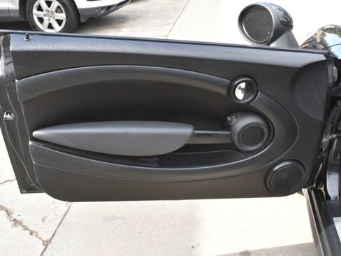 Used 2012 MINI Cooper Convertible image 30