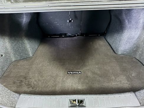 Certified 2025 Nissan Versa SV FWD image 32