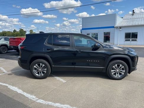 New 2026 Chevrolet Equinox LT w/ Convenience Package II image 3