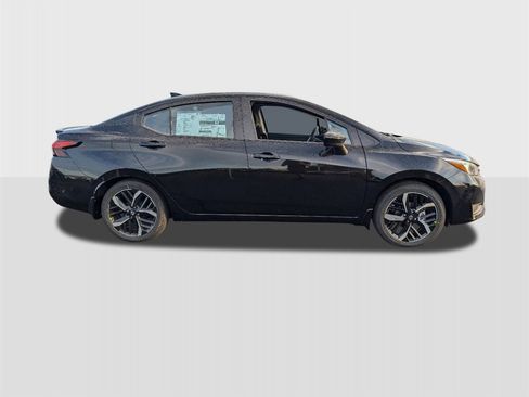 New 2025 Nissan Versa SR image 6