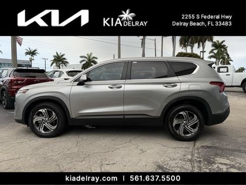 Used 2023 Hyundai Santa Fe SE FWD image 5