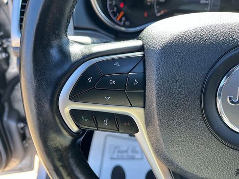 Used 2018 Jeep Grand Cherokee Altitude image 13