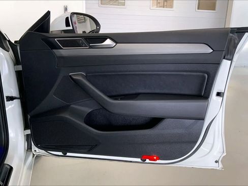 Used 2020 Volkswagen Arteon SE AWD/4WD image 25