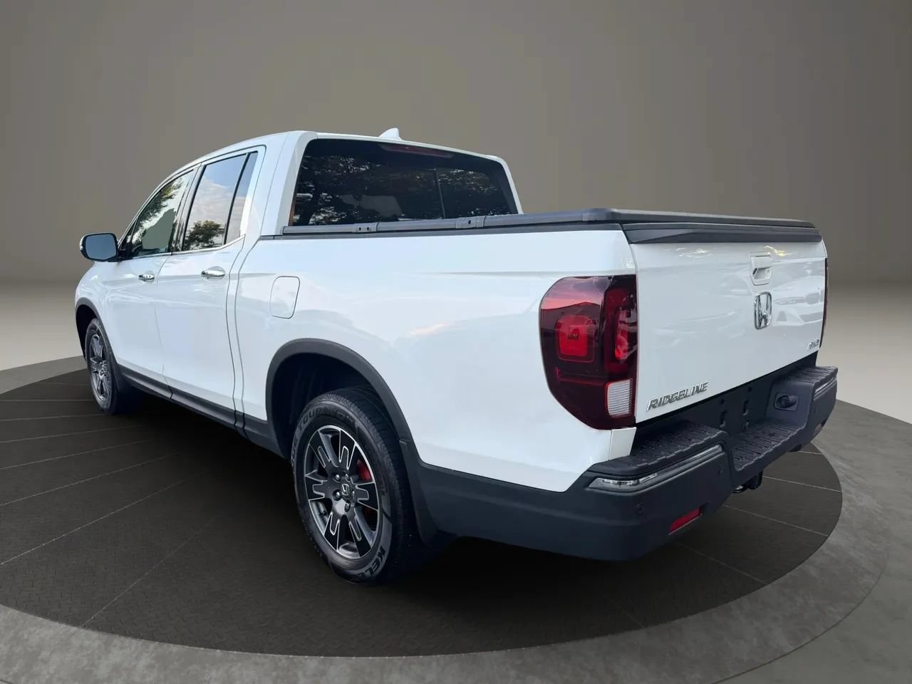 Used 2019 Honda Ridgeline RTL-E image 7