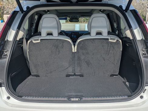 New 2026 Volvo XC90 B6 Ultra w/ Protection Package AWD/4WD image 14