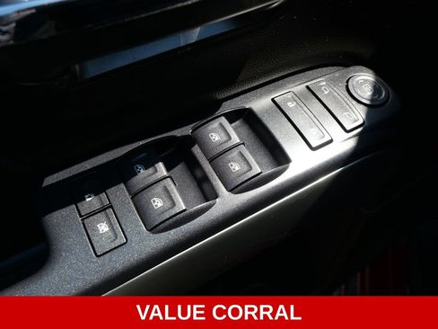 Used 2018 Chevrolet Silverado 1500 LT w/ All Star Edition AWD/4WD image 16