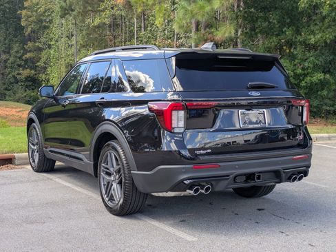 New 2025 Ford Explorer ST w/ Sun And Sound Package image 5