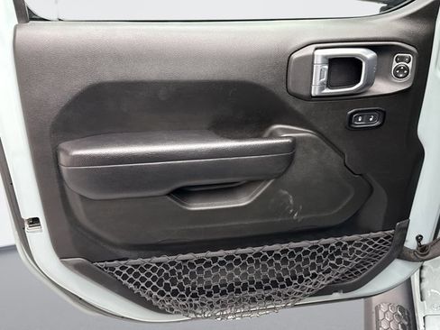 Used 2024 Jeep Wrangler Unlimited Sport image 9