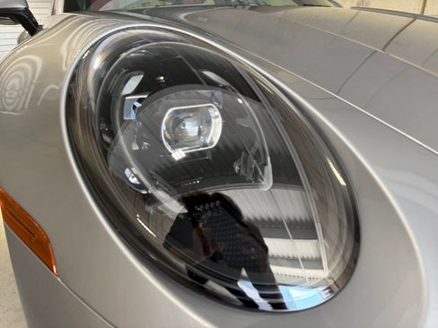 Certified 2025 Porsche 911 Carrera GTS RWD image 13