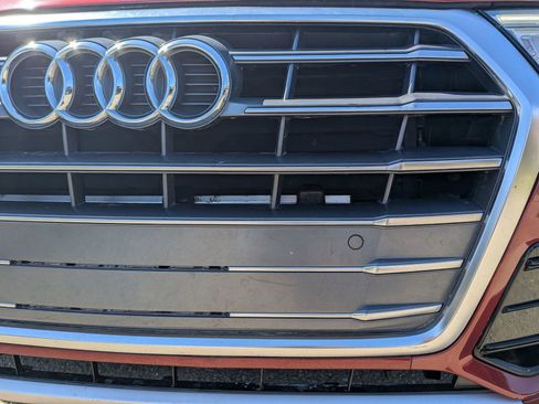 Used 2020 Audi Q5 2.0T Premium image 10