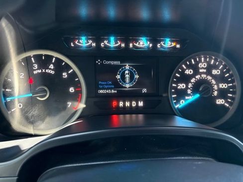 Used 2020 Ford F150 XLT w/ Equipment Group 302A Luxury AWD/4WD image 25