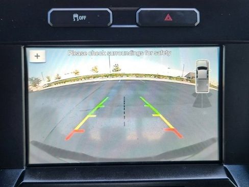 Used 2017 Ford F150 XLT w/ Equipment Group 302A Luxury image 16