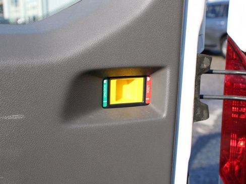 Used 2022 Ford Transit 350 XLT image 16