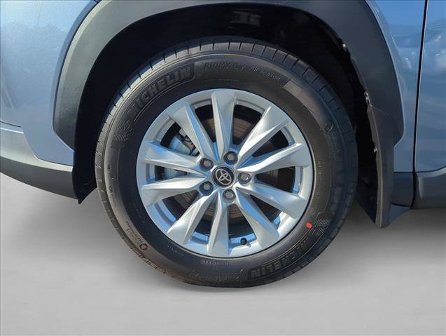 New 2026 Toyota Corolla Cross LE FWD image 10