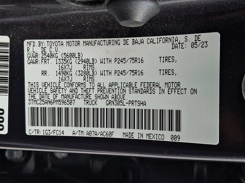 Certified 2023 Toyota Tacoma SR5 w/ Technology Package AWD/4WD image 25