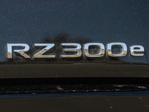 Used 2025 Lexus RZ 300e w/ Accessory Package (Z1) FWD image 6