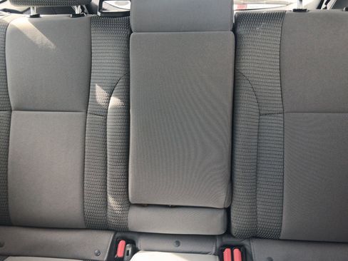 Used 2025 Subaru Outback Premium image 13