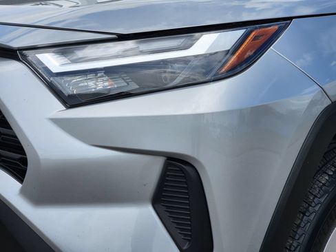 Used 2025 Toyota RAV4 XLE w/ Convenience Package FWD image 8