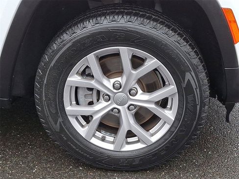 Used 2021 Jeep Grand Cherokee L Limited image 8
