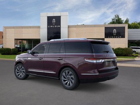 New 2024 Lincoln Navigator Reserve image 5