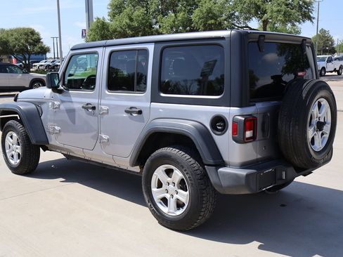 Used 2020 Jeep Wrangler Unlimited Sport S AWD/4WD image 9