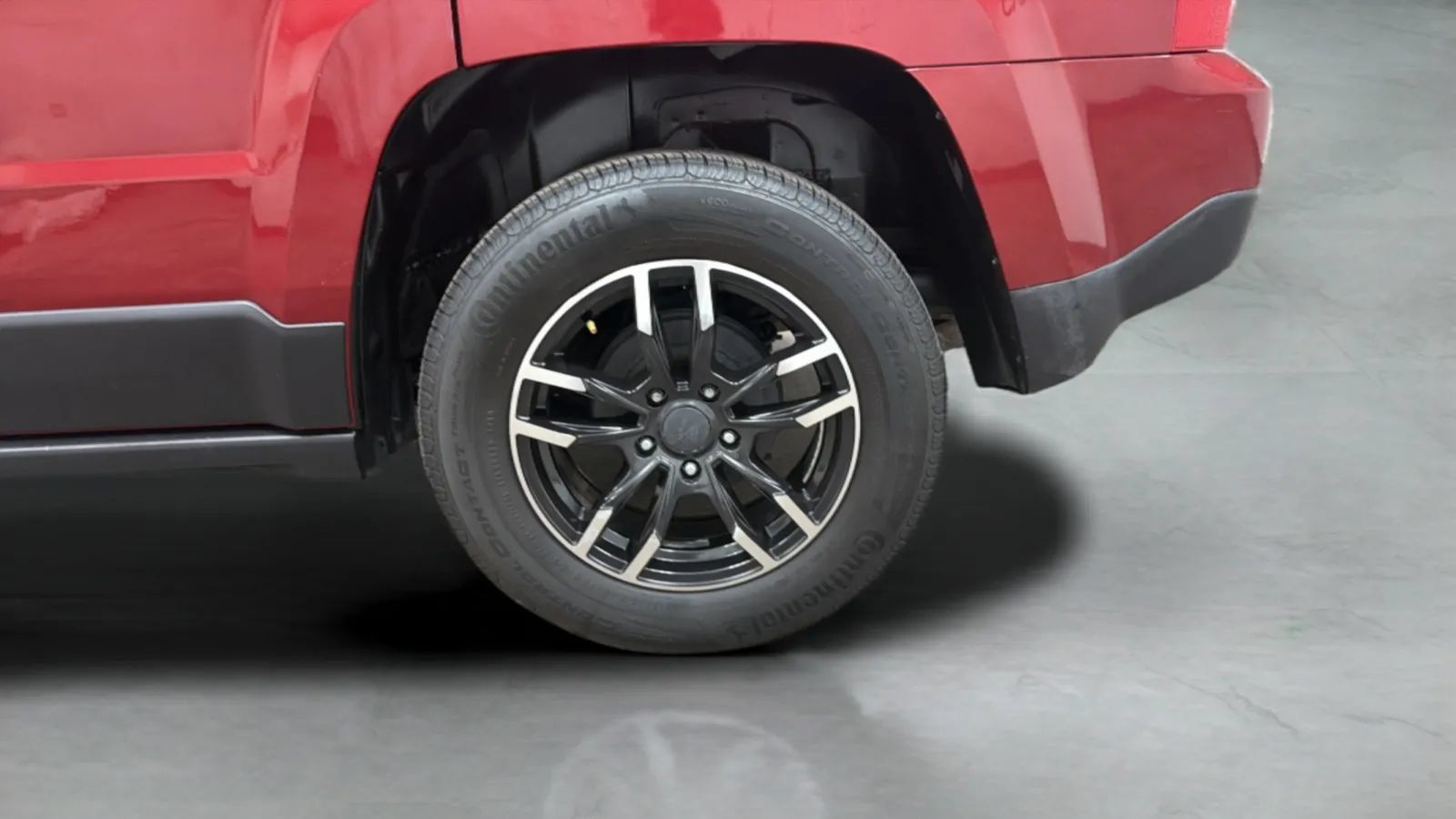 Used 2016 Jeep Patriot Sport FWD image 24