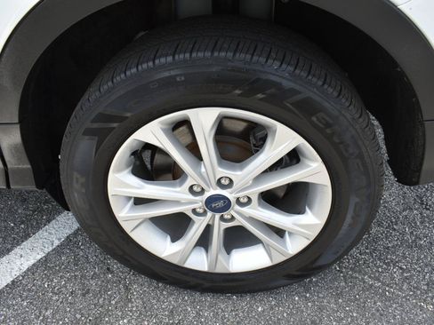 Used 2019 Ford Escape S FWD image 32
