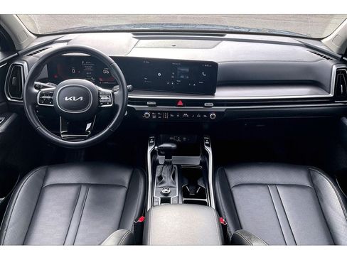 Used 2024 Kia Sorento S w/ Panoramic Sunroof Package FWD image 16