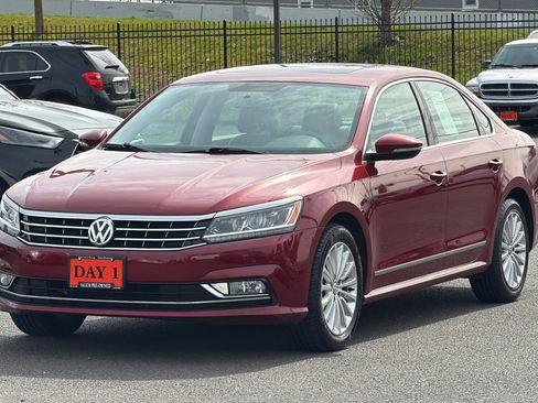 Used 2017 Volkswagen Passat 1.8T SE w/ SE Lighting Package FWD image 9