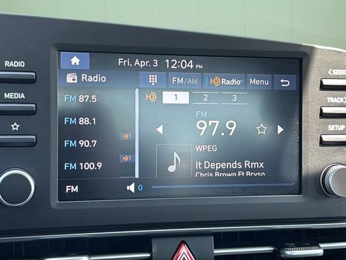 Used 2025 Hyundai Elantra SE image 26