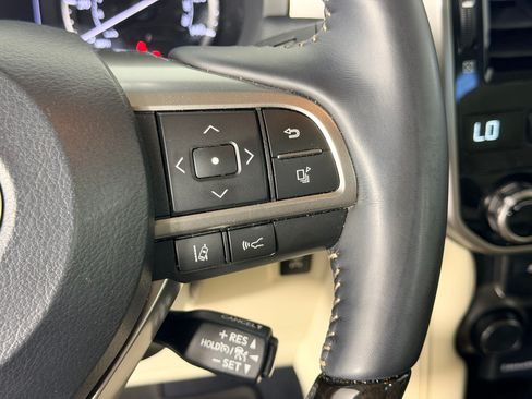 Used 2023 Lexus GX 460 Premium AWD/4WD image 15