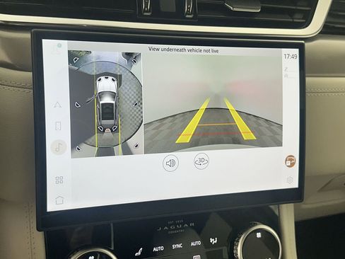 Used 2026 Jaguar F-PACE R-Dynamic S image 24