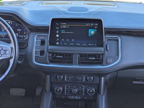 Used 2022 Chevrolet Tahoe Z71 w/ Luxury Package image 17