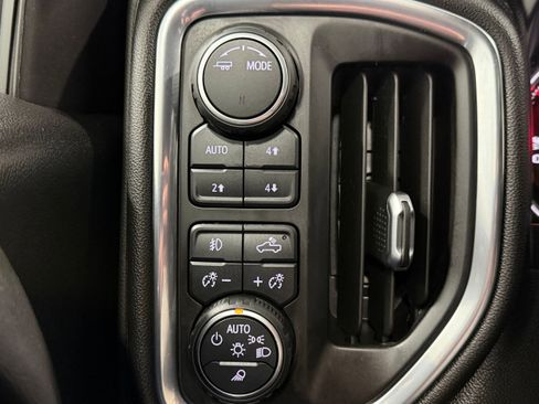 Used 2021 Chevrolet Silverado 1500 High Country image 8