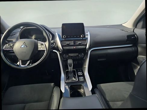 Used 2024 Mitsubishi Eclipse Cross SEL image 13