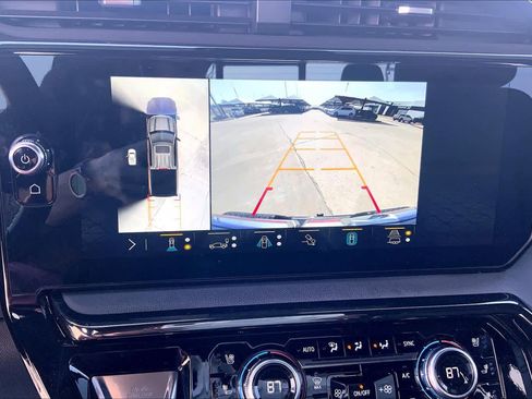 Certified 2023 GMC Sierra 1500 AT4 w/ Technology Package image 26