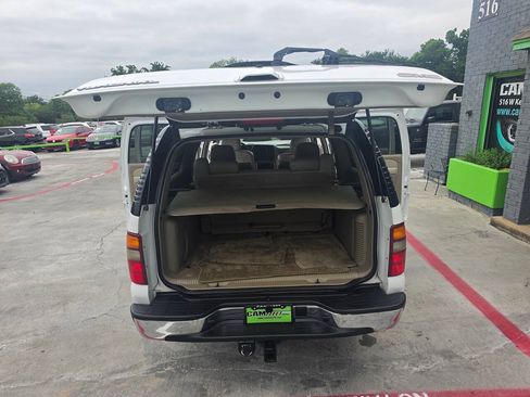 Used 2003 GMC Yukon XL SLT w/ 1SD Preferred Equipment Group RWD image 26