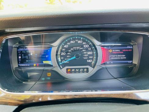 Used 2013 Ford Taurus Limited image 18