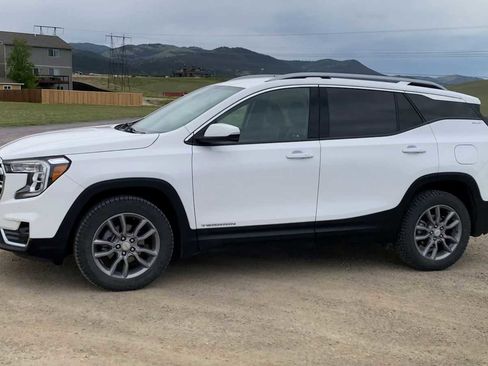 Used 2022 GMC Terrain SLT AWD/4WD image 5