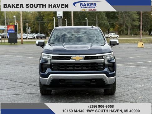 Used 2022 Chevrolet Silverado 1500 LT image 2
