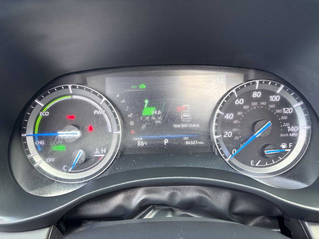 Used 2020 Toyota Highlander XLE FWD image 14