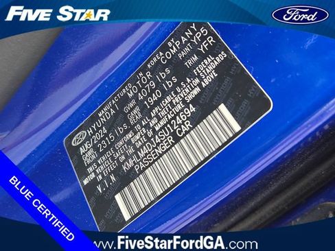 Used 2025 Hyundai Elantra Hybrid FWD image 16