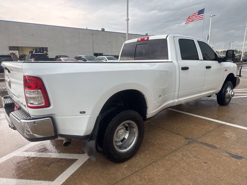 Used 2024 RAM 3500 Tradesman w/ Chrome Appearance Group AWD/4WD image 5