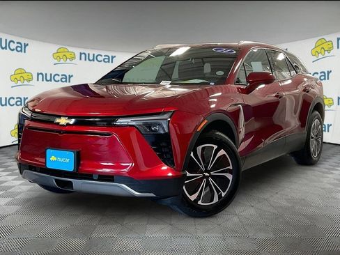 Used 2024 Chevrolet Blazer EV LT AWD/4WD image 3