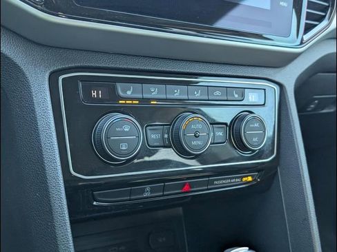 Used 2022 Volkswagen Atlas SE image 17