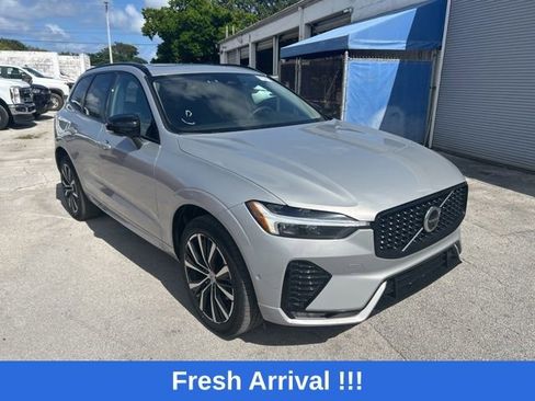 Used 2024 Volvo XC60 B5 Plus w/ Protection Package Premier image 8