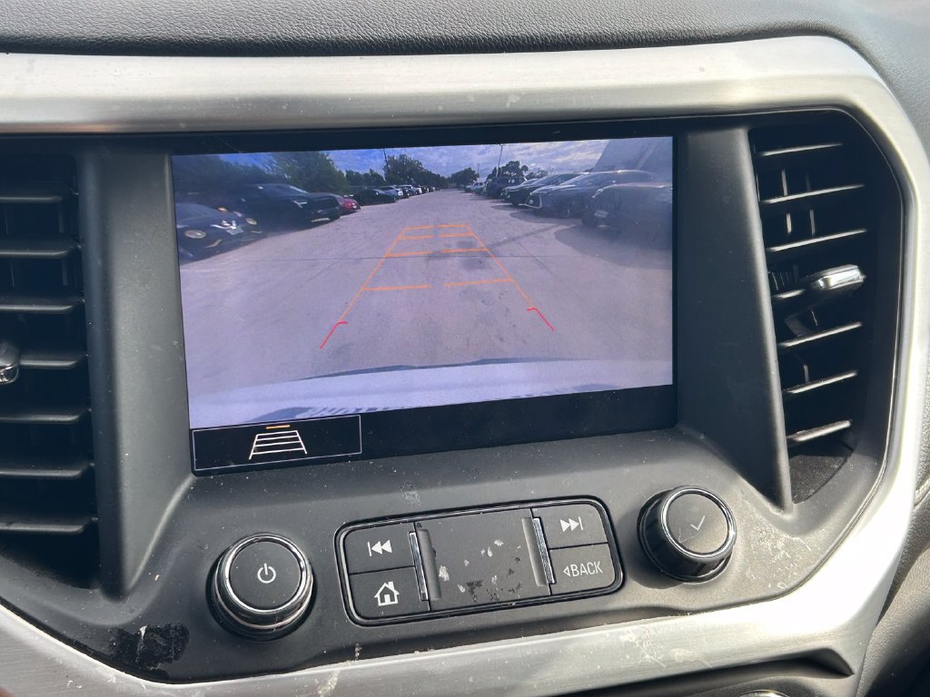 Used 2020 GMC Acadia SLT FWD image 35